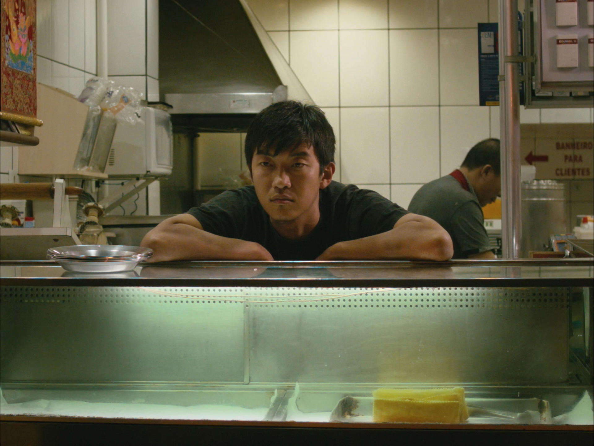 Still from A Canção do Asfalto
